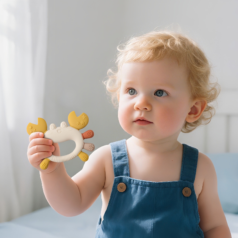 Baby Food Intake - ของเล่นปูซิลิโคนหลากสีสำหรับเด็กทารก รูปทรงปูน่ารักเป็นดีไซน์หลัก และผลิตจากวัสดุซิลิโคนเกรดอาหาร